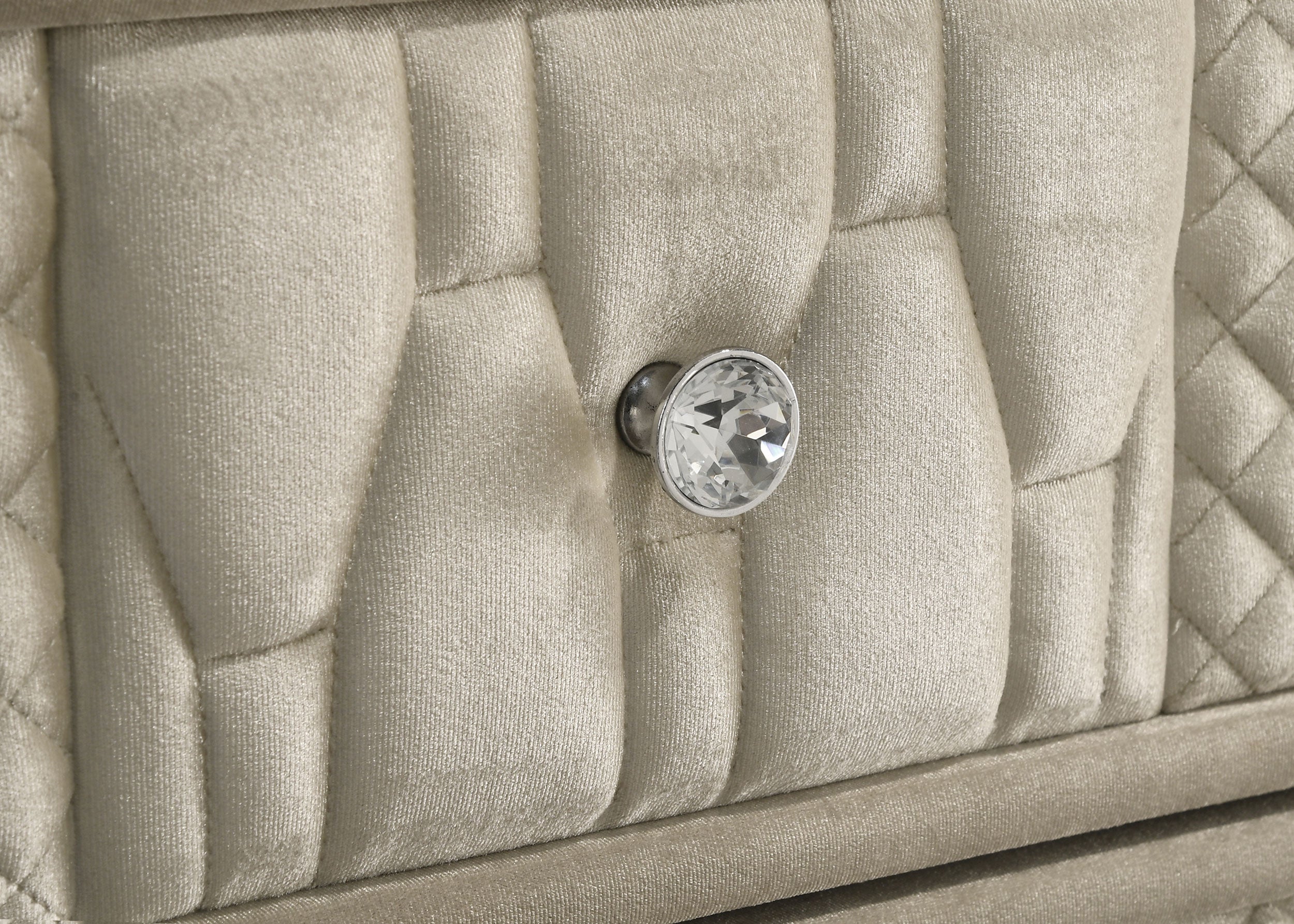 Lorient LED Dresser with LED Mirror and Flame Visualizer