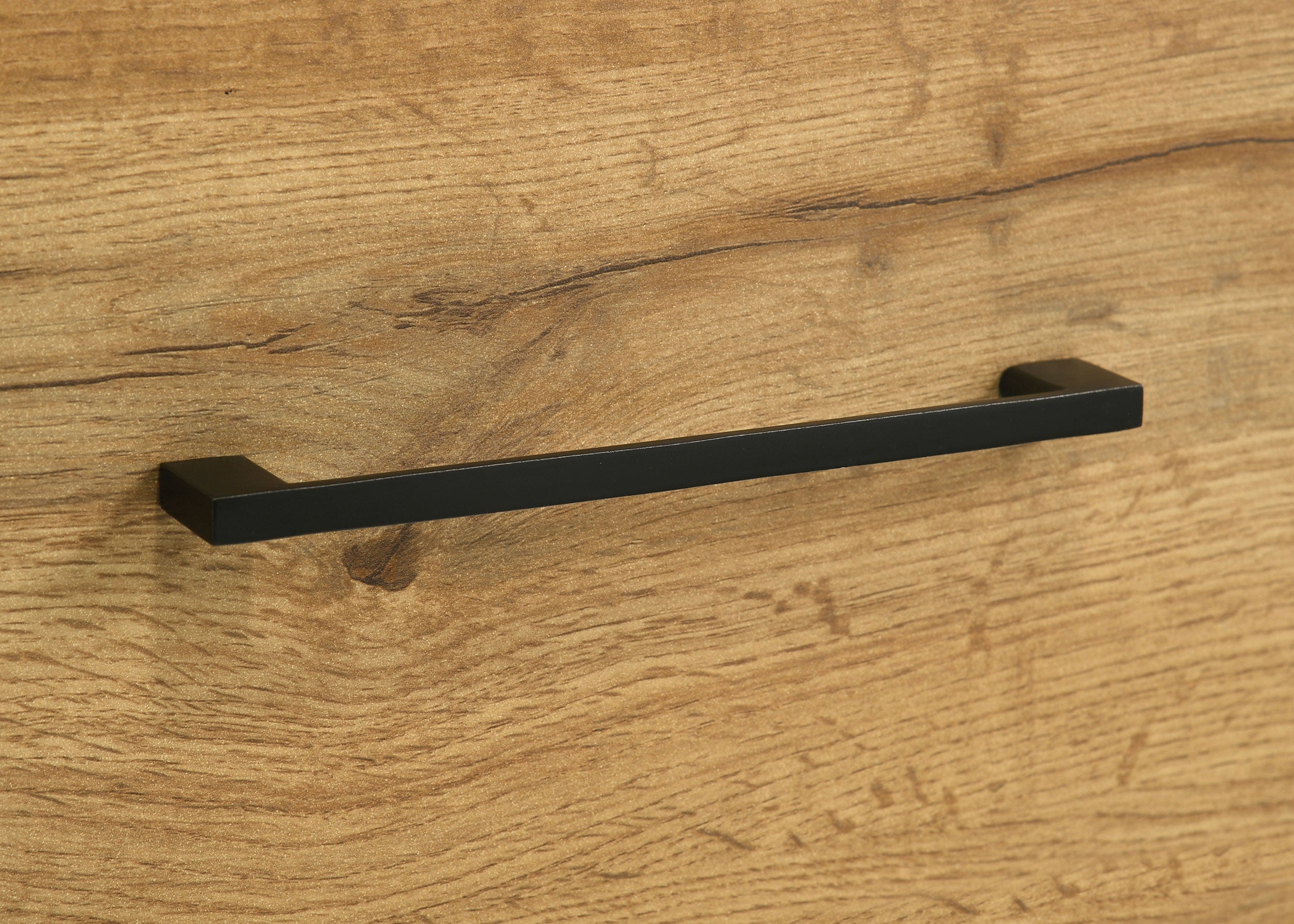 Kaywood 4 & 5 Pc Bedroom Set Full, E.King, Queen & Twin