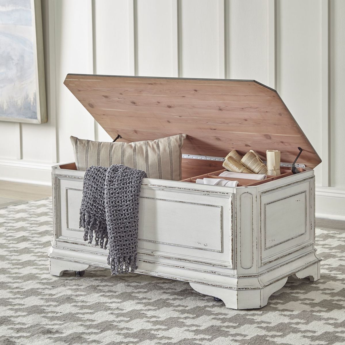 Liberty Magnolia Manor Storage Trunk in Antique White