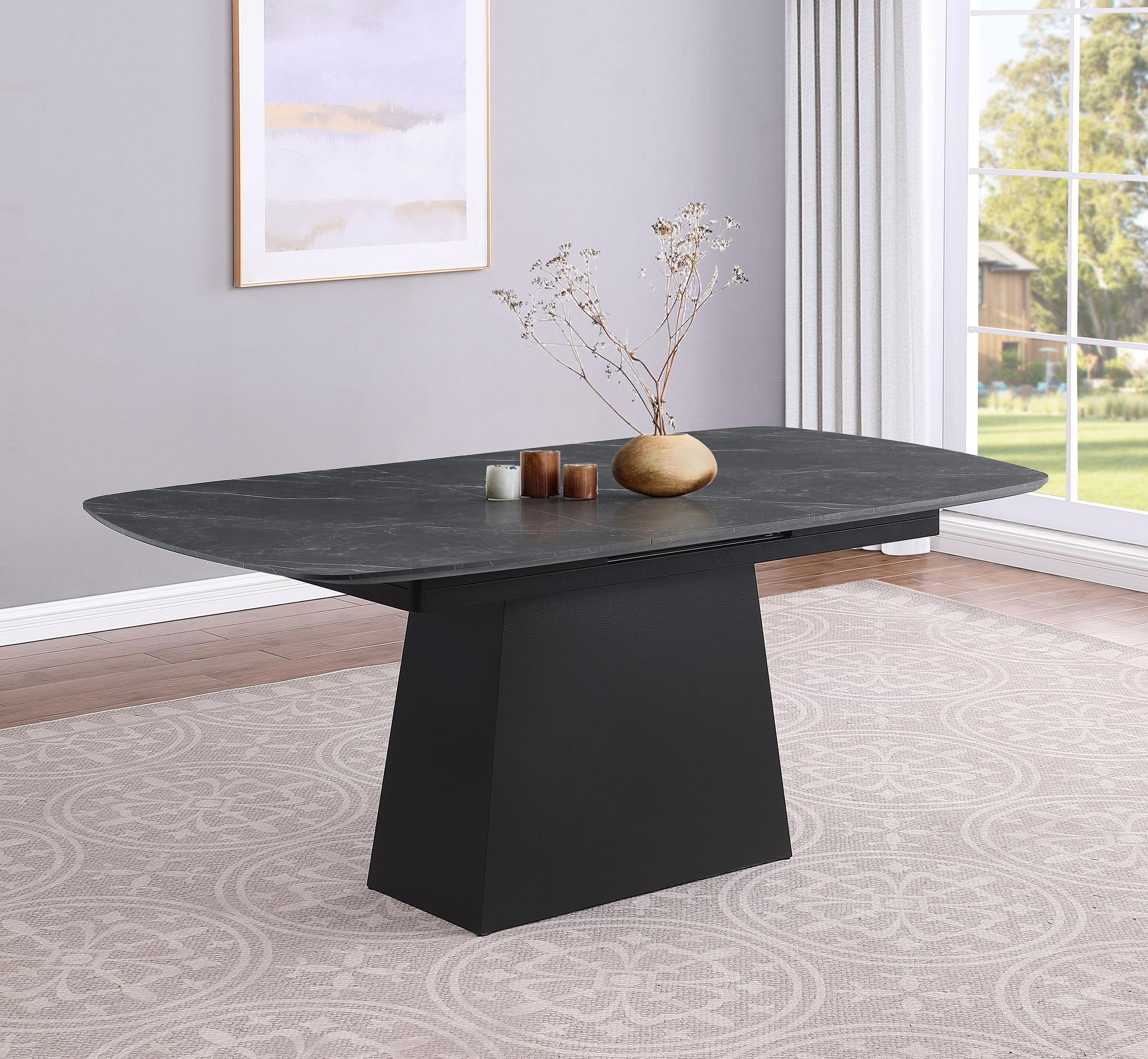 Potero Extension Dining Table