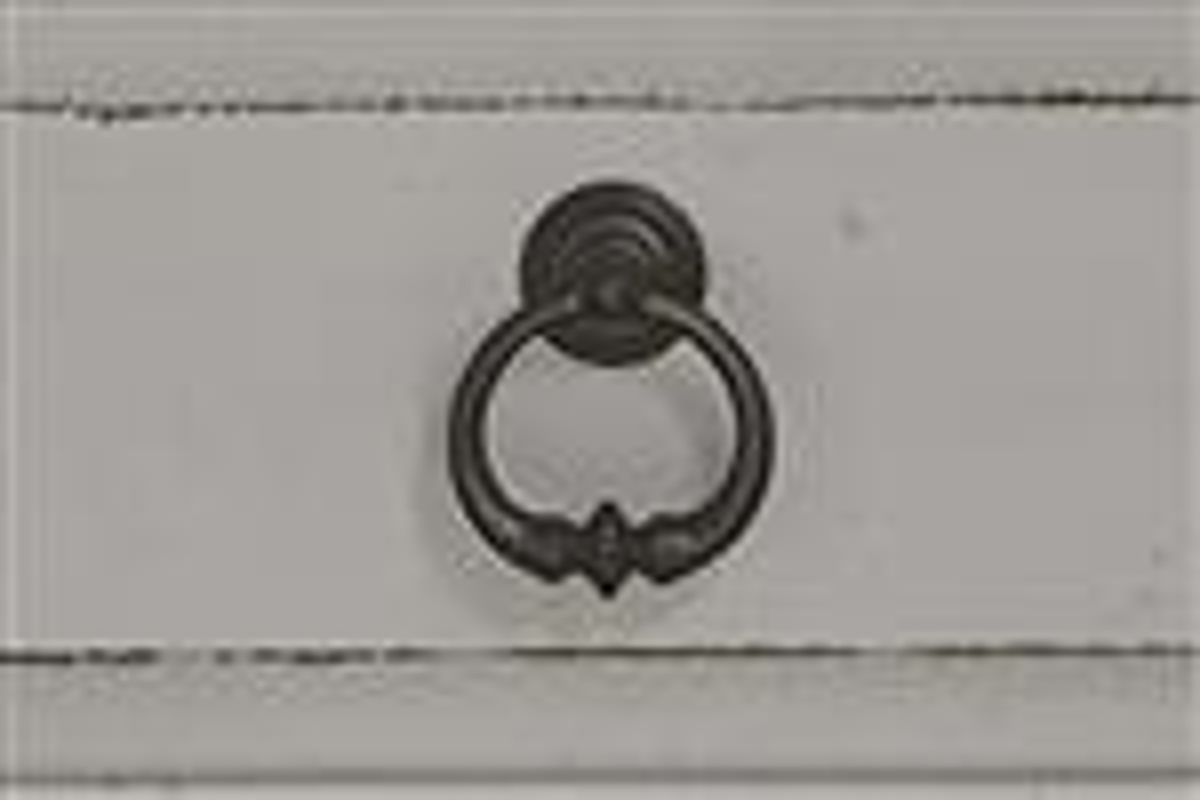 Liberty Furniture Abbey Park Drawer Chest in Antique White