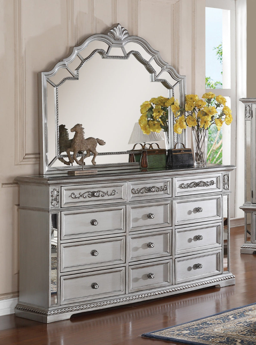 Cosmos Pamela Mirror in Silver