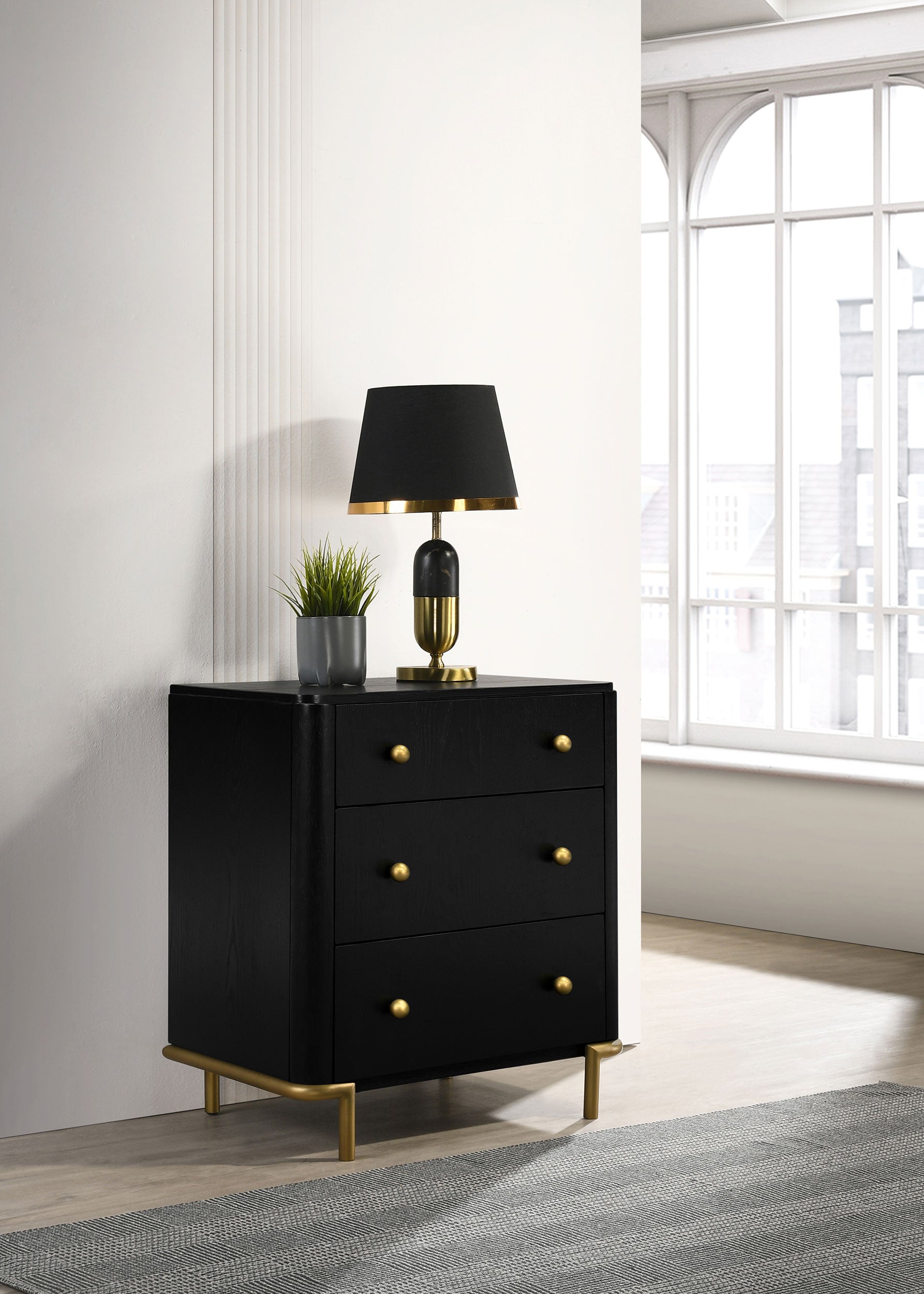 Arini Nightstand