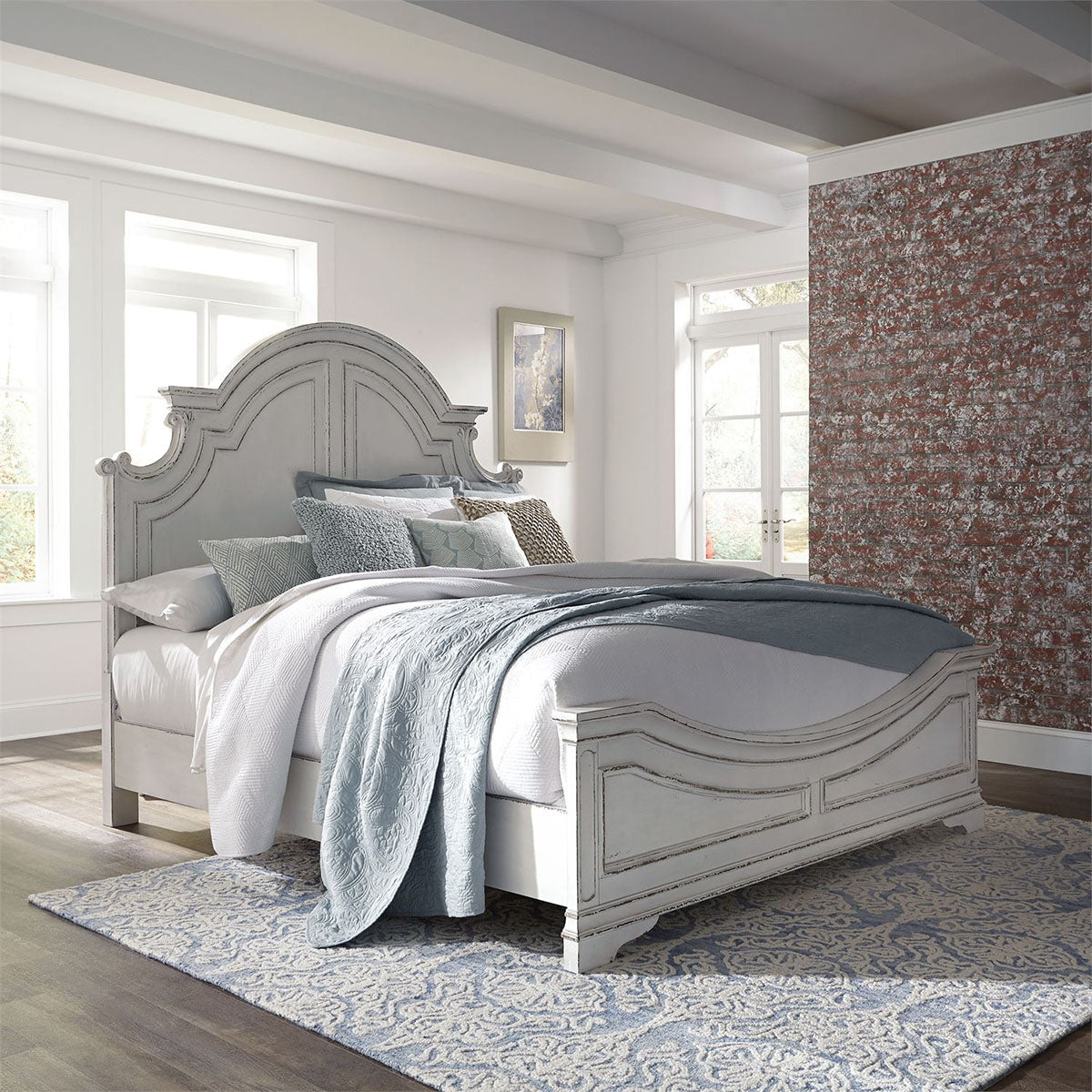 Liberty Magnolia Manor Cal King Panel Bed in Antique White image