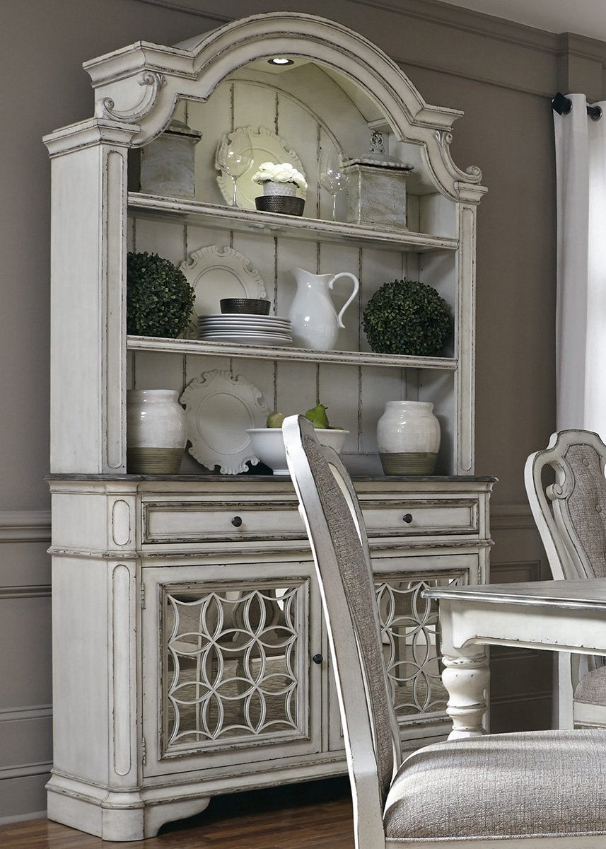 Liberty Furniture Magnolia Manor Display China in Antique White