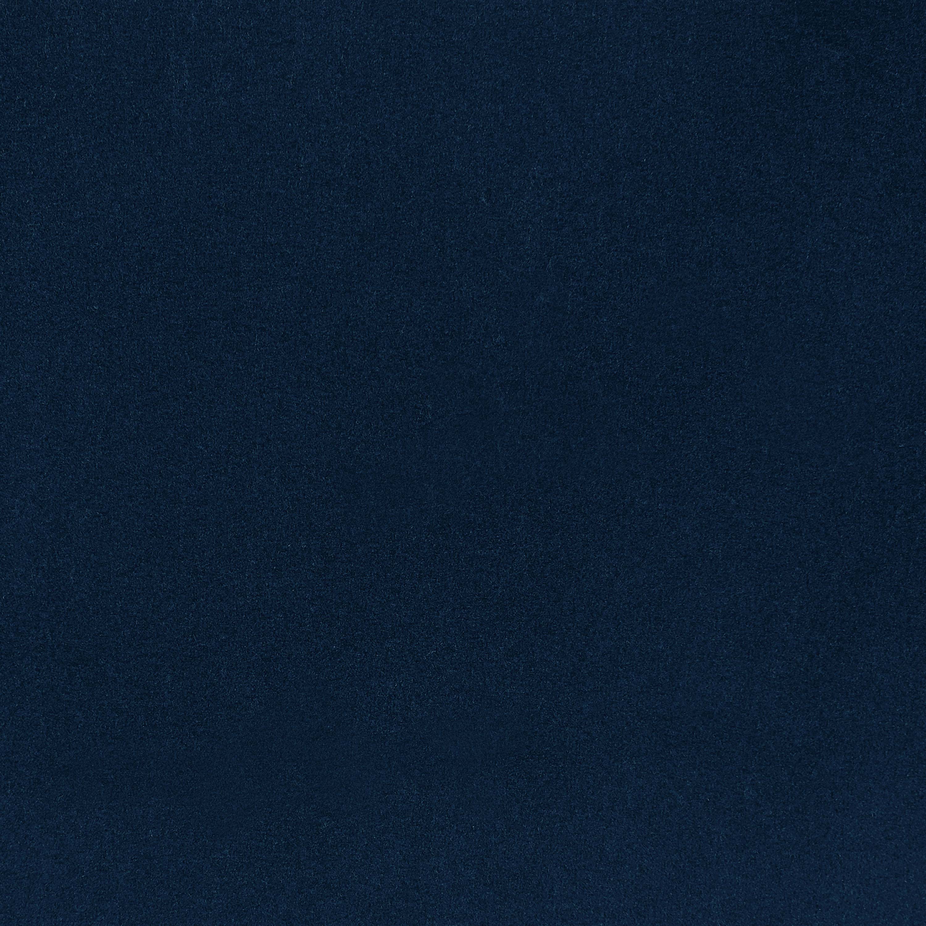 Chalet Stationary Sets