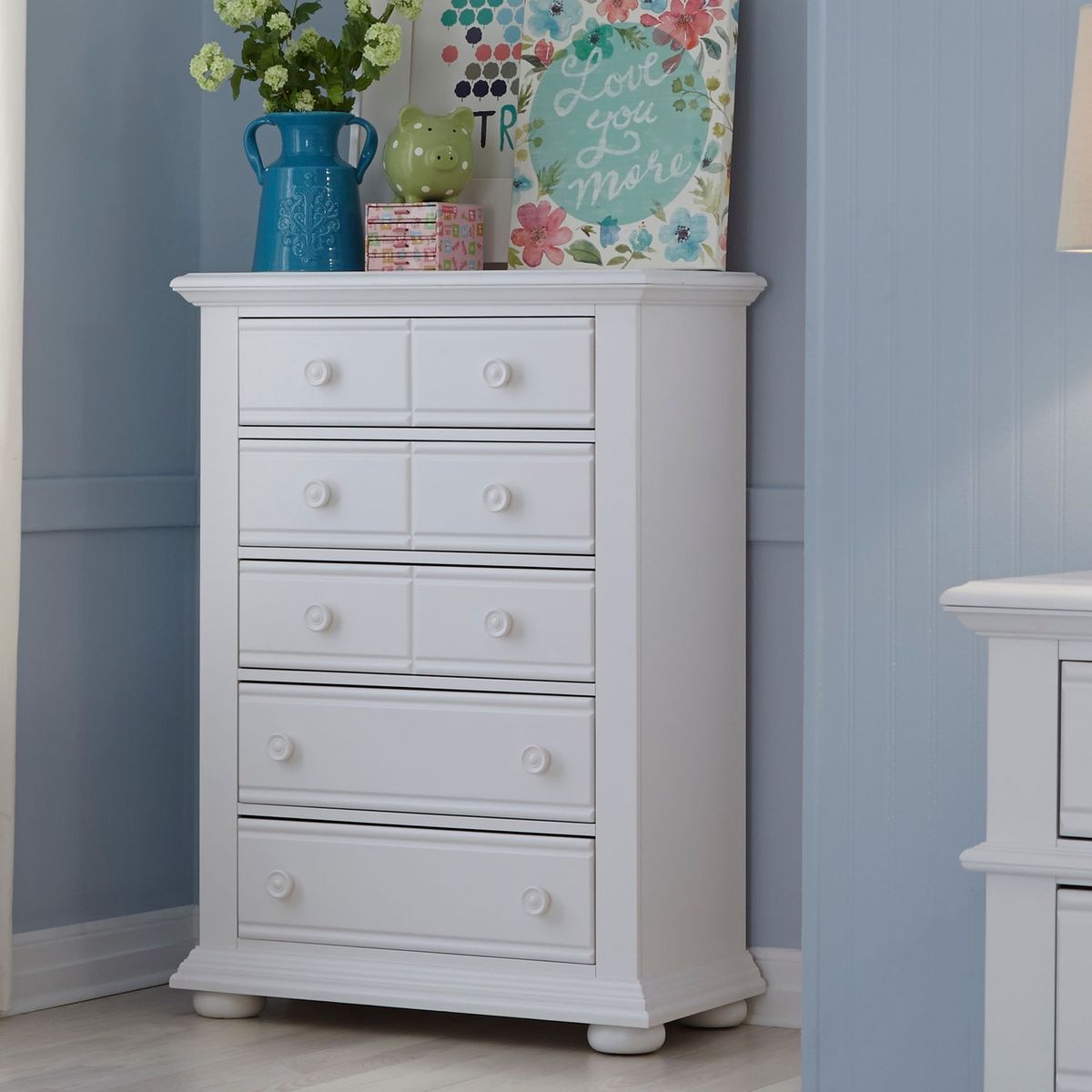Liberty Furniture Summer House 5 Drawer Chest in White