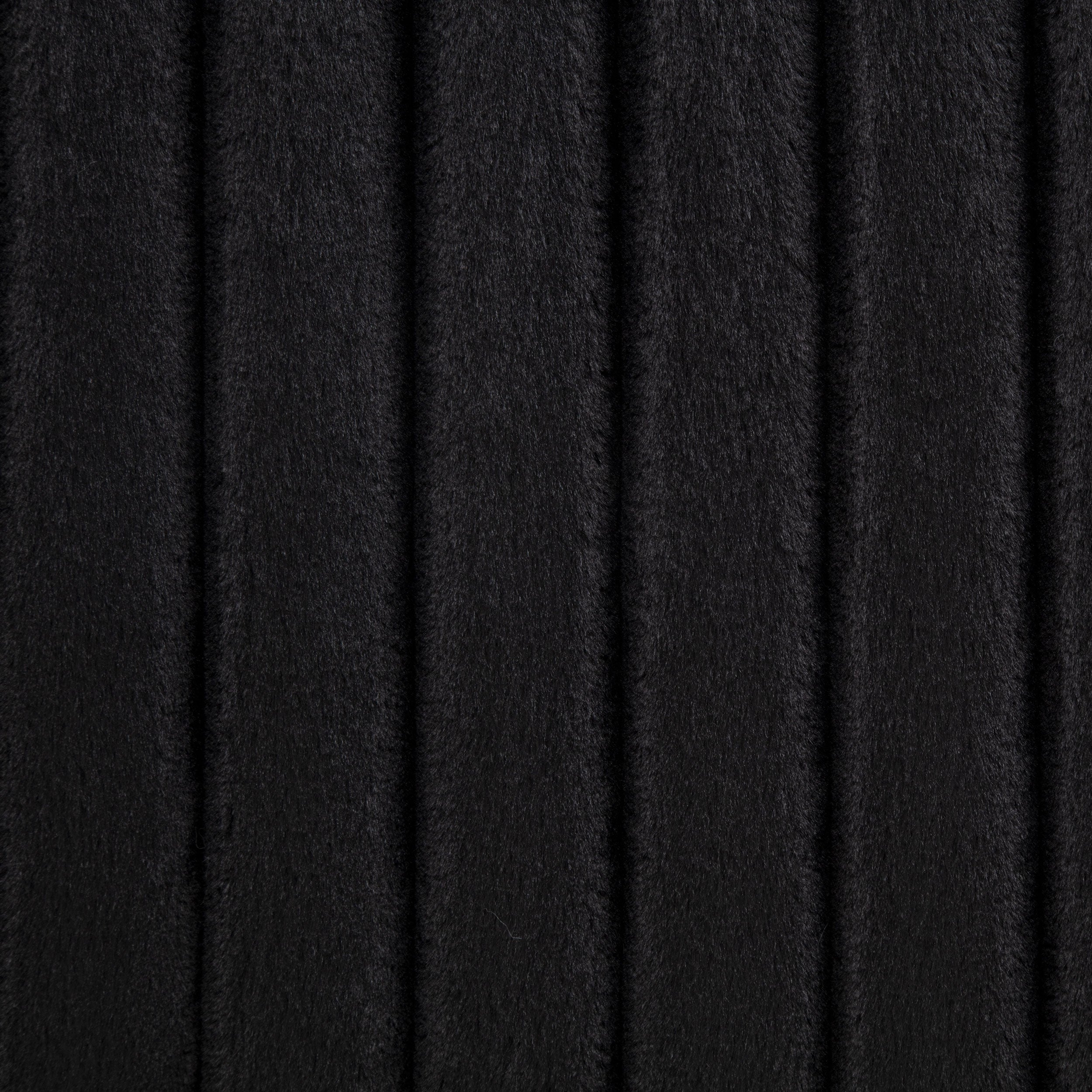 Sarco Swivel Accent Chair