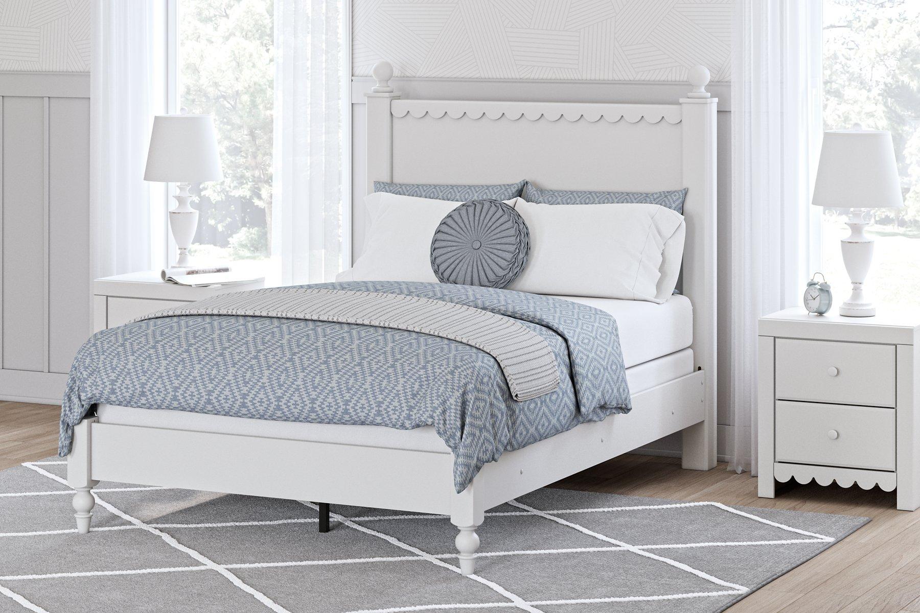 Mollviney Bedroom Set