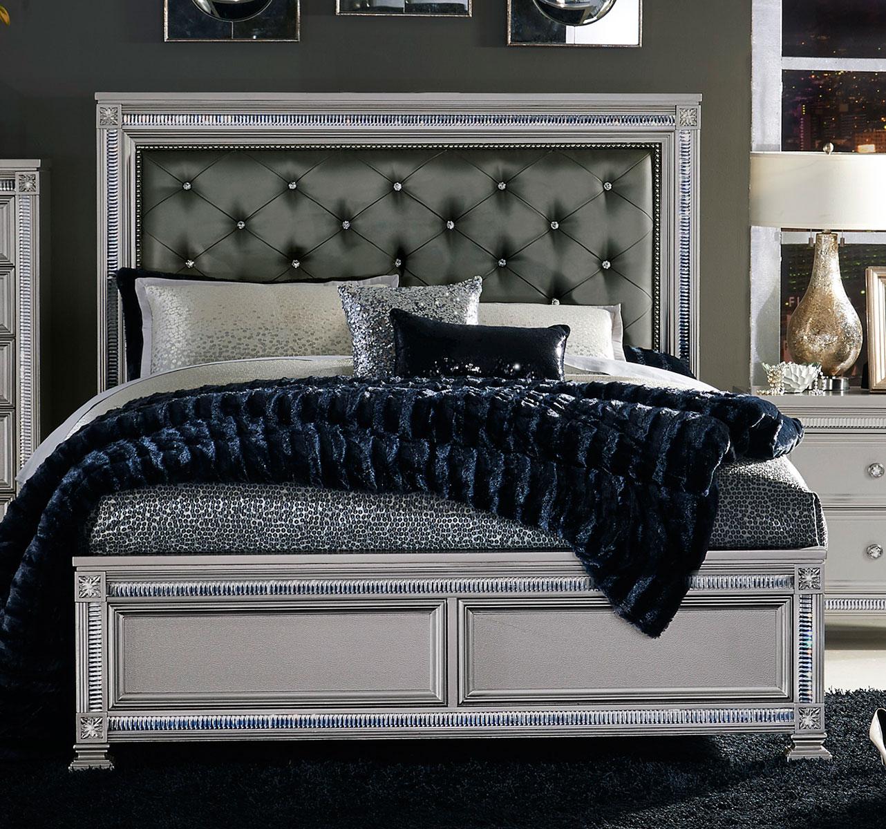 Bevelle Queen Upholstered Panel Bed in Silver 1958-1 image