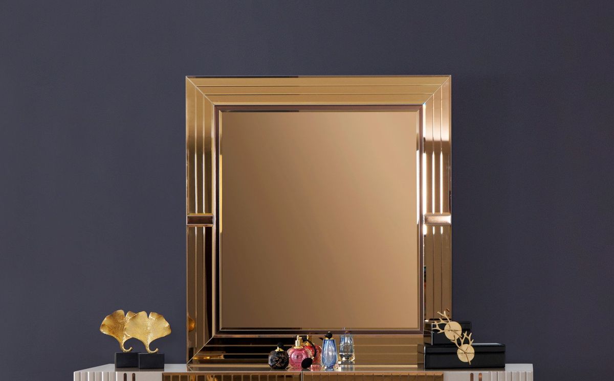 Galaxy Home Lorenzo Gold Detailed Mirror image